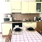 Casa Nonna Elide Lägenhet