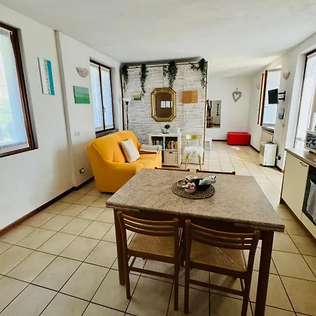 Appartement Casa Nonna Elide Besozzo